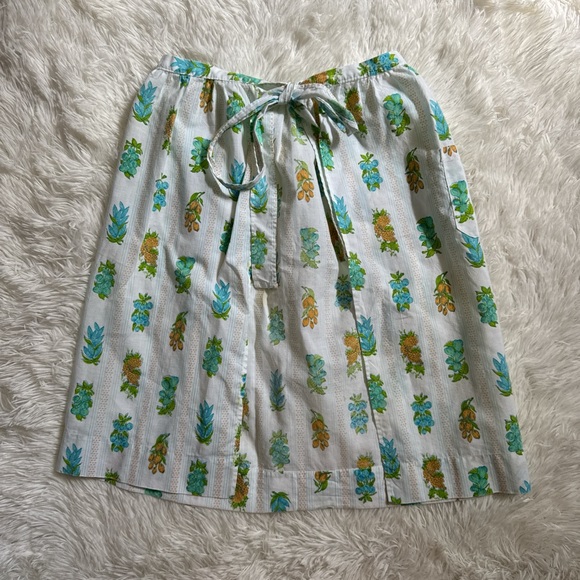 70’s Apron - Picture 4 of 5